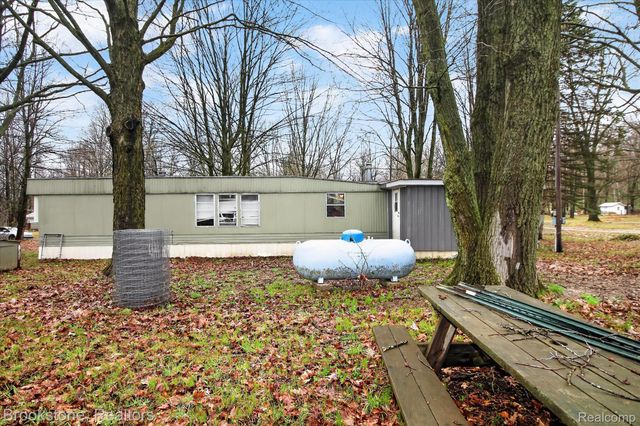 7291 Birch Avenue, Martiny Township, MI 49332