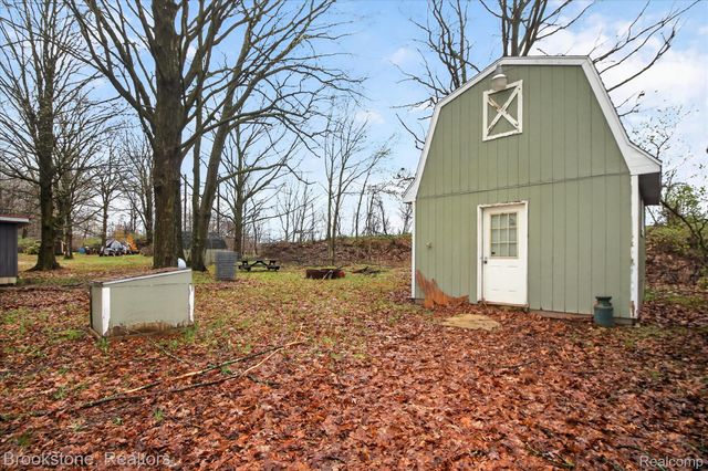 7291 Birch Avenue, Martiny Township, MI 49332