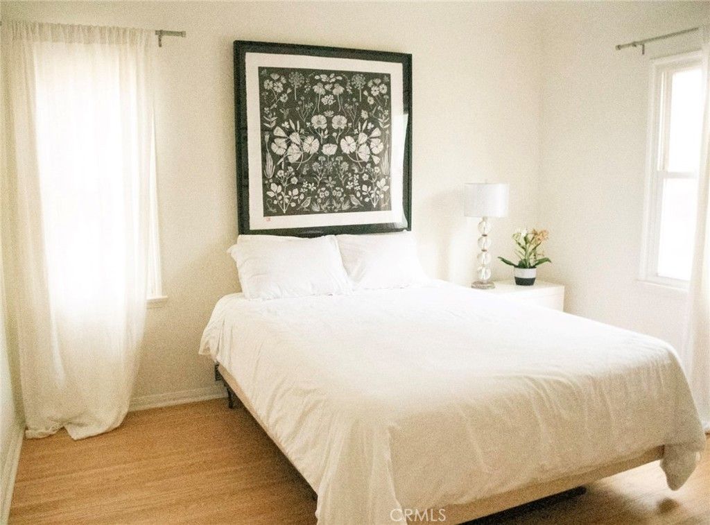 1054 S Corning, Los Angeles, CA 90035 — photo 5