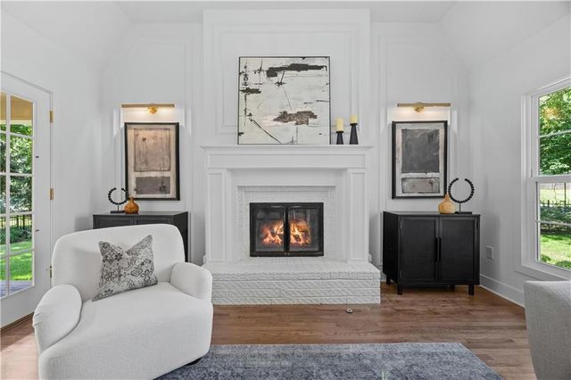 10426 Alhambra Street, Overland Park, KS 66207