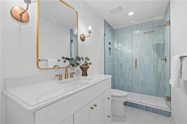 10426 Alhambra Street, Overland Park, KS 66207