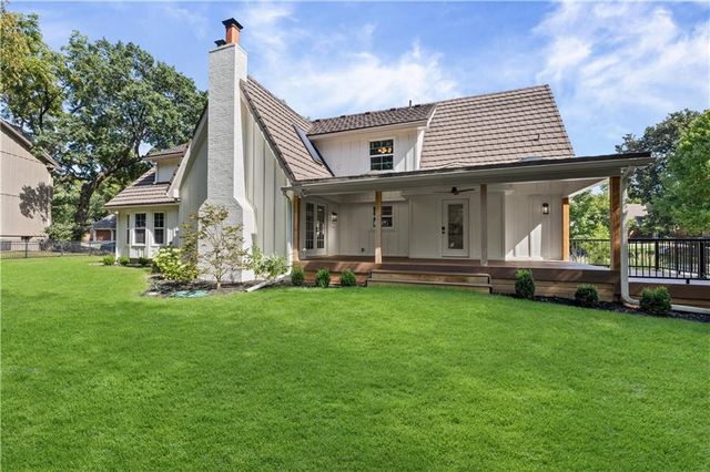 10426 Alhambra Street, Overland Park, KS 66207