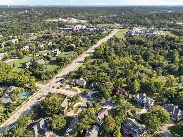 10426 Alhambra Street, Overland Park, KS 66207