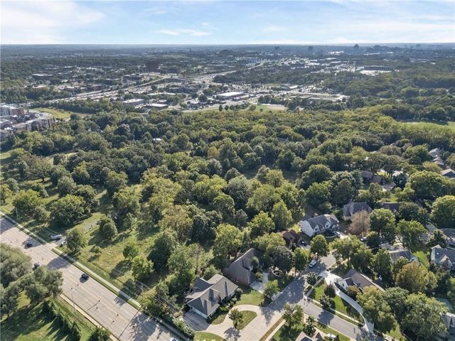 10426 Alhambra Street, Overland Park, KS 66207