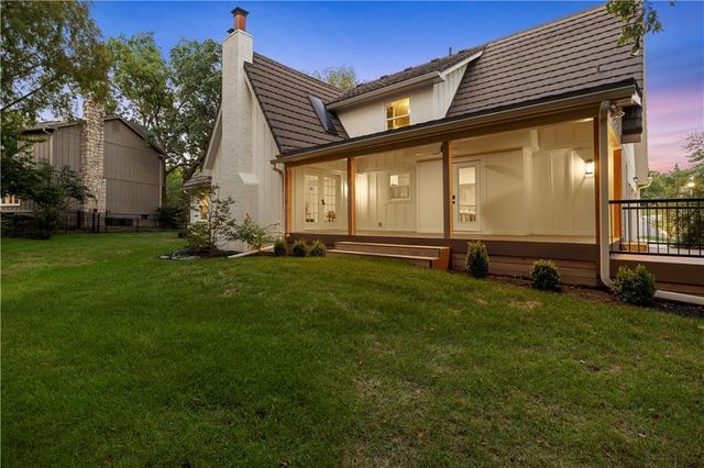 10426 Alhambra Street, Overland Park, KS 66207