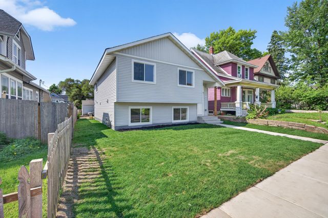 714 E Hawthorne Avenue E, Saint Paul, MN 55106