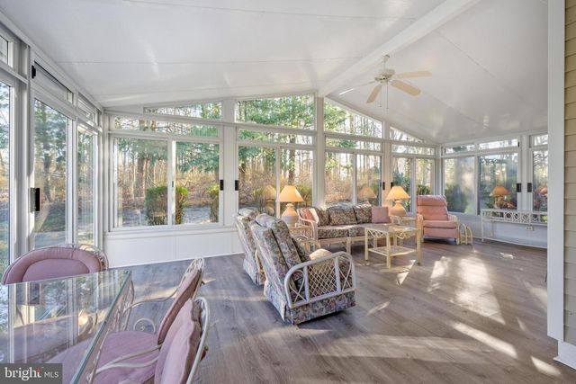 668 CASCADE DR S, Mount Laurel, NJ 08054