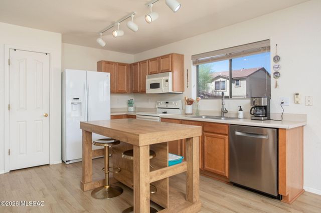 12886 N Desert Olive Drive, Oro Valley, AZ 85755