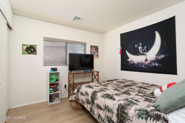 12886 N Desert Olive Drive, Oro Valley, AZ 85755