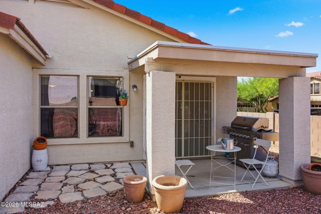 12886 N Desert Olive Drive, Oro Valley, AZ 85755