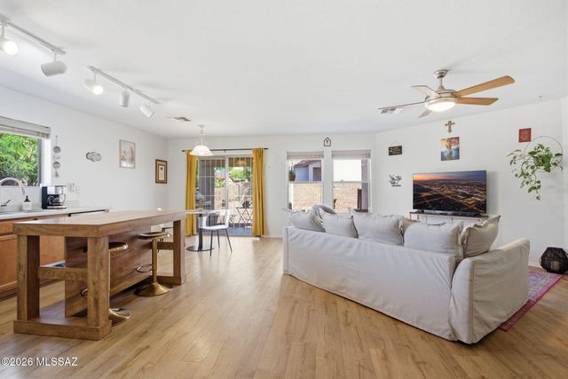 12886 N Desert Olive Drive, Oro Valley, AZ 85755