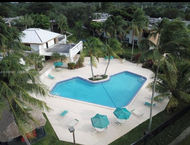 8287 SW 128th St 210, Pinecrest, FL 33156