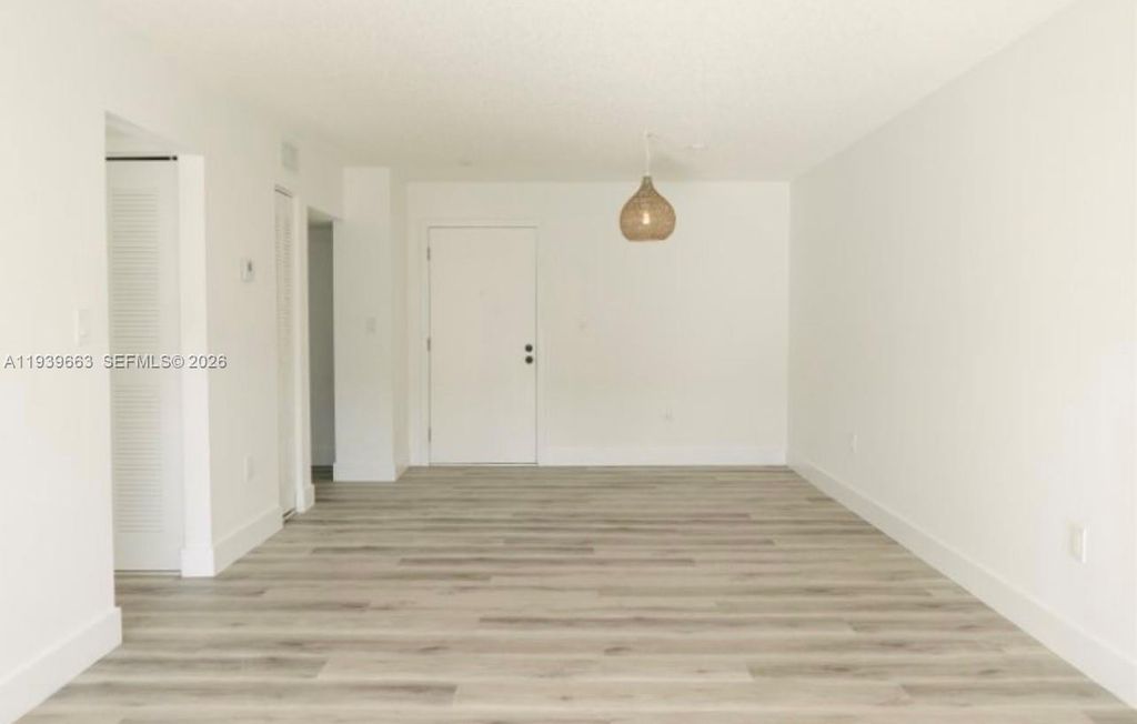 8287 SW 128th St 210, Pinecrest, FL 33156