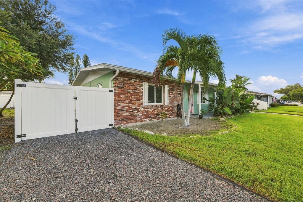 4103 52ND STREET COURT W, BRADENTON, FL 34209 — photo 3