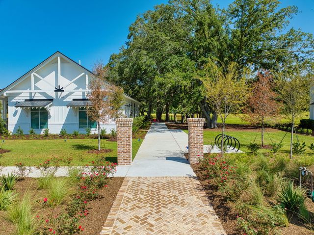 266 Clarabelle Lane, Summerville, SC 29483