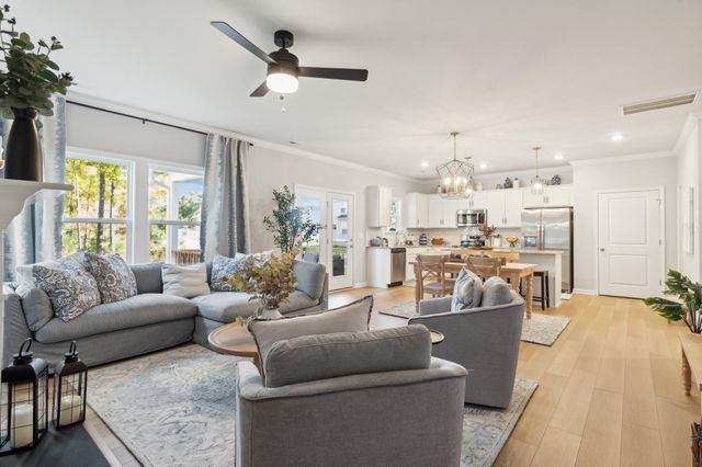 266 Clarabelle Lane, Summerville, SC 29483