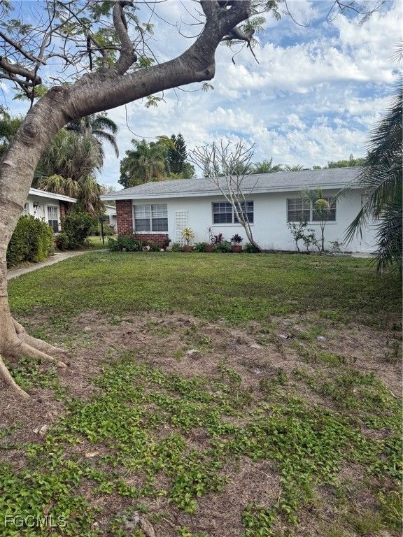823 Courtington LN 1, Fort Myers, FL 33919