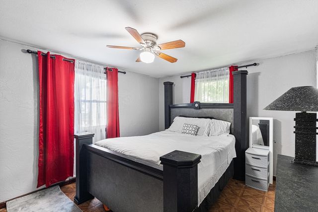 63 Winthrop St, Brockton, MA 02301