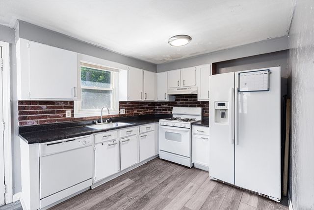63 Winthrop St, Brockton, MA 02301
