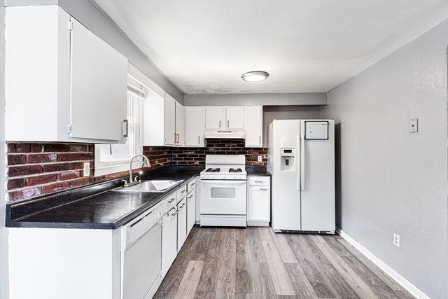 63 Winthrop St, Brockton, MA 02301