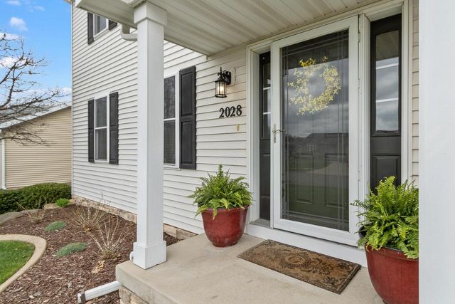 2028 Sandhill Drive, Prairie Du Sac, WI 53578