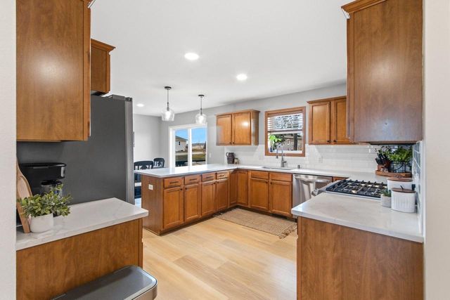 2028 Sandhill Drive, Prairie Du Sac, WI 53578