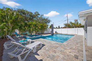 4896 VENETIAN PLACE NE, St Petersburg, FL 33703