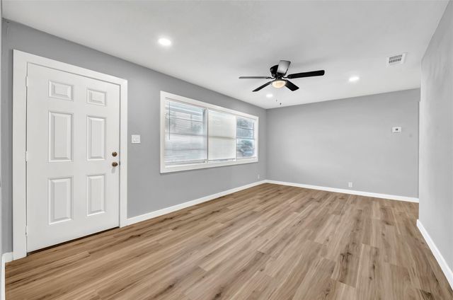 3310 Cliffmarshall Street, Houston, TX 77088