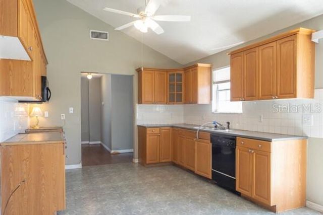 58 KANKAKEE TRAIL, Palm Coast, FL 32164