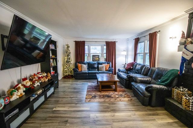 2371 Pineview Court, Flint Twp, MI 48433