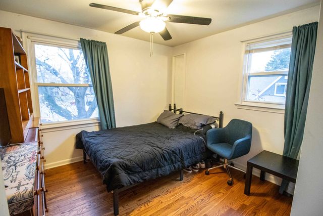 2371 Pineview Court, Flint Twp, MI 48433