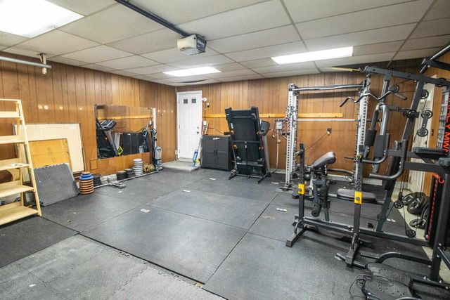 2371 Pineview Court, Flint Twp, MI 48433