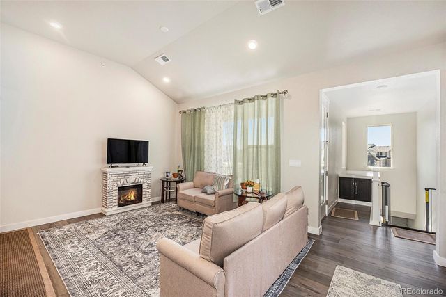 4180 S Park Drive 201, Loveland, CO 80538