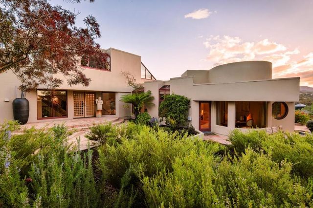 14300 Saddle Mountain Drive, Los Altos Hills, CA 94022