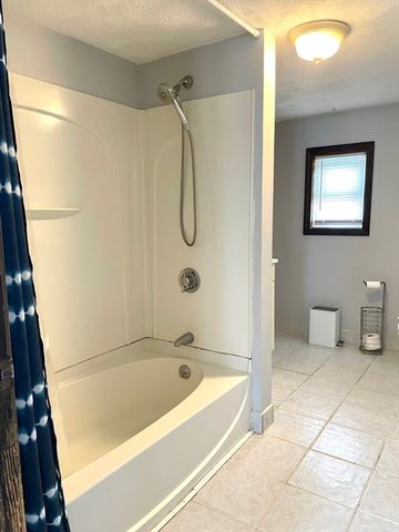 900 Shirley Street, Winthrop, MA 02152