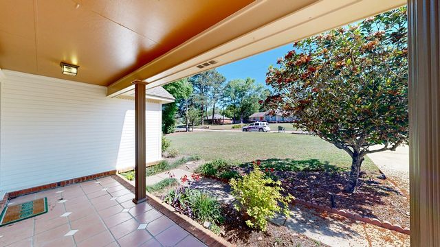 108 Melissa Lane, Headland, AL 36345