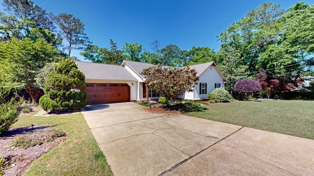 108 Melissa Lane, Headland, AL 36345