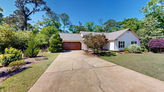 108 Melissa Lane, Headland, AL 36345