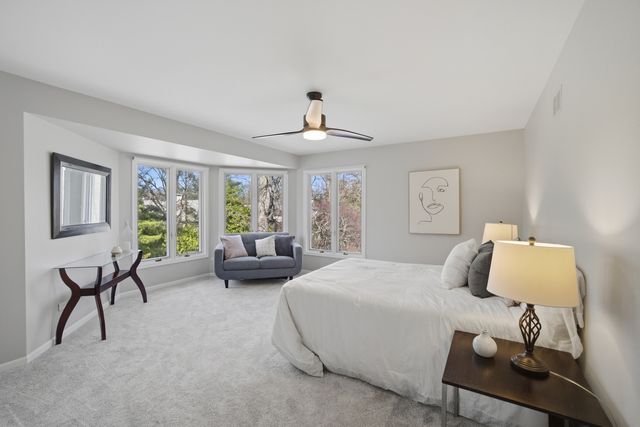 406 Woodley Woods, Winnetka, IL 60093