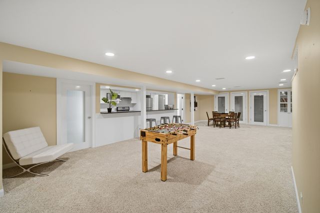 406 Woodley Woods, Winnetka, IL 60093