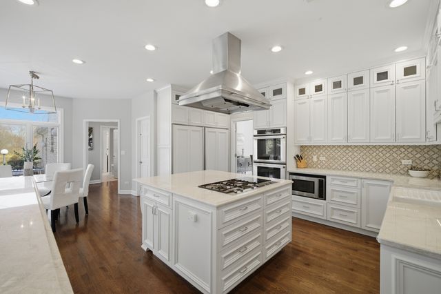 406 Woodley Woods, Winnetka, IL 60093