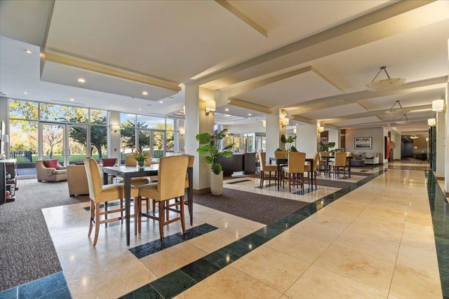 655 S Riverside Dr Apt 308, Memphis, TN 38103