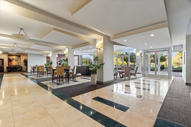 655 S Riverside Dr Apt 308, Memphis, TN 38103