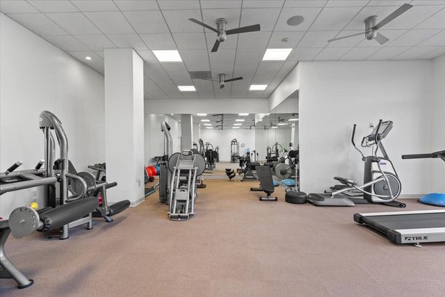 655 S Riverside Dr Apt 308, Memphis, TN 38103