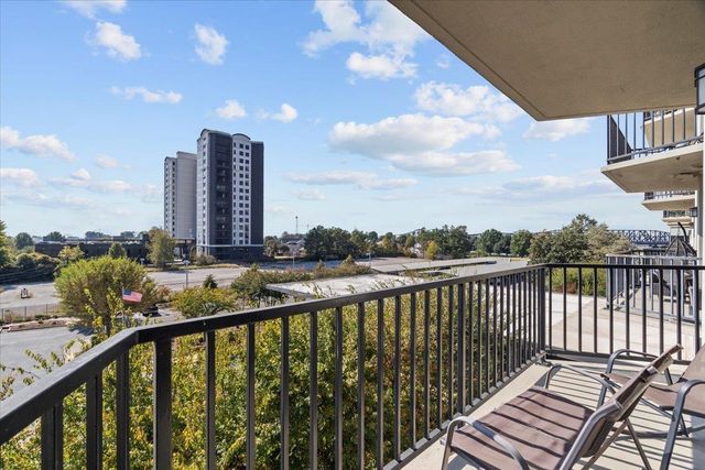 655 S Riverside Dr Apt 308, Memphis, TN 38103