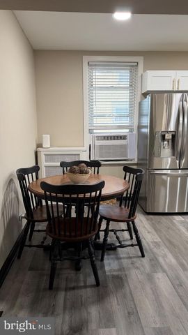 549 E CHELTENHAM AVE, Philadelphia, PA 19120