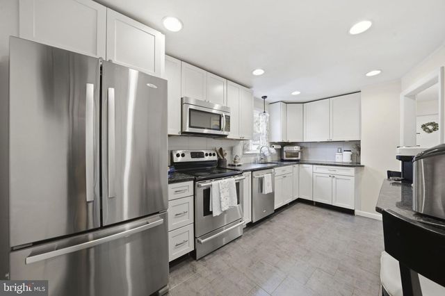 139 ACRES DR, Hamilton, NJ 08690