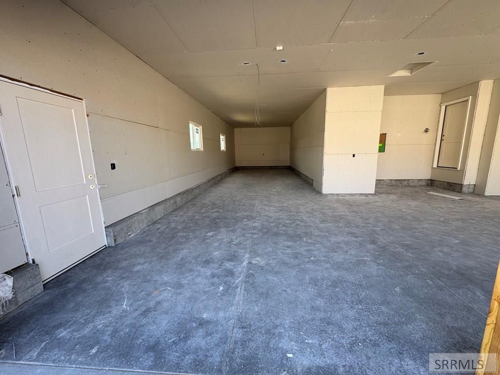 Image 3 of property listing at 3039 Alexandre Drive, Pocatello, ID 83204