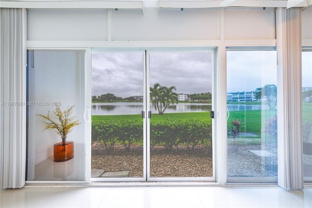 1061 Exeter D 1061 D, Boca Raton, FL 33434