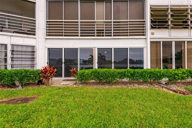 1061 Exeter D 1061 D, Boca Raton, FL 33434